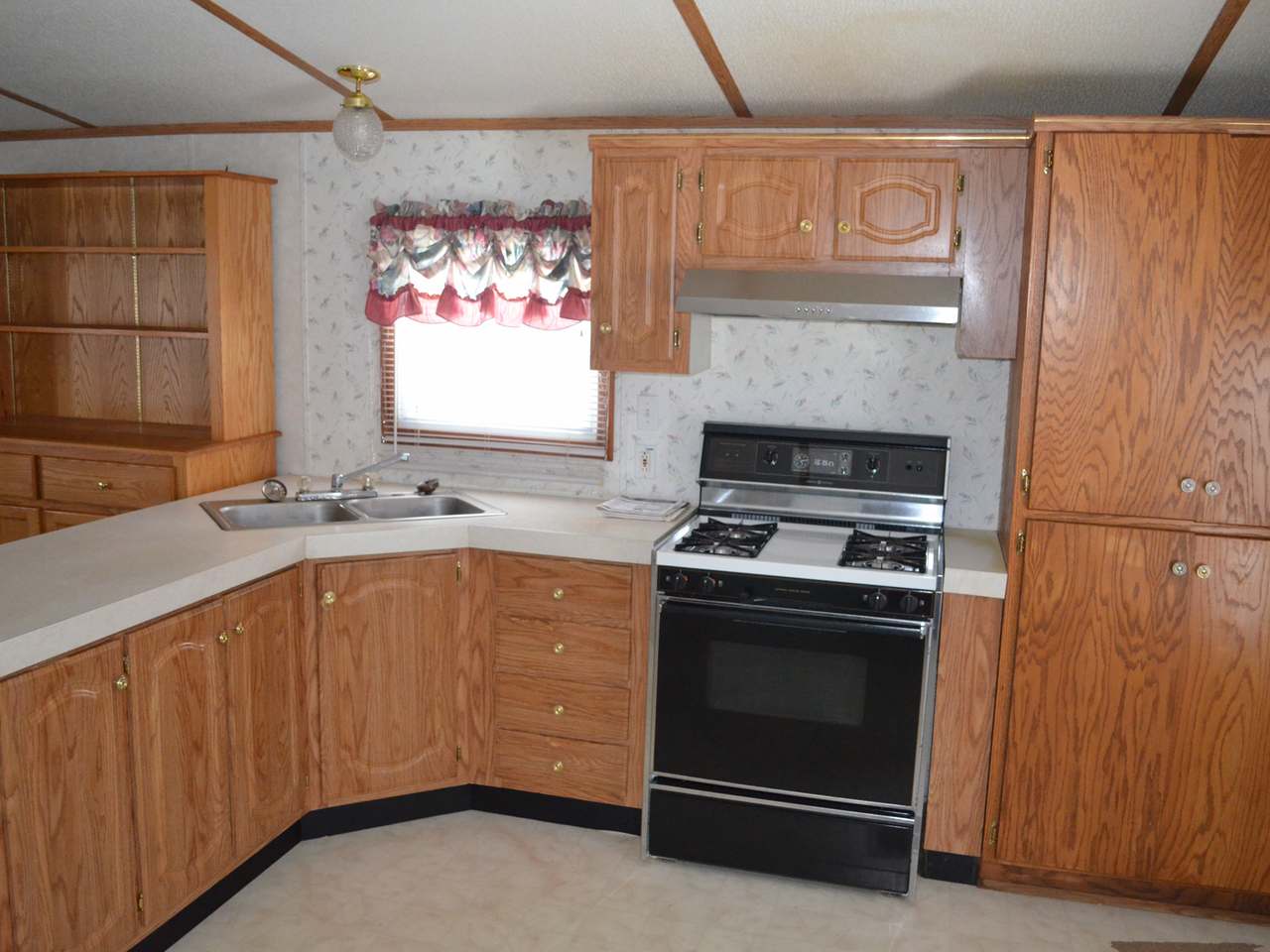 10365 Center Road Tomahawk, WI 54487 - Photo 9 of 23 Gallery Image 9