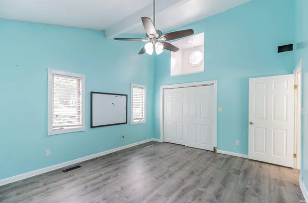 $349,900 | 6001 Felstead Road, Evansville, IN 47712