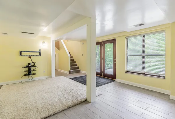 $349,900 | 6001 Felstead Road, Evansville, IN 47712