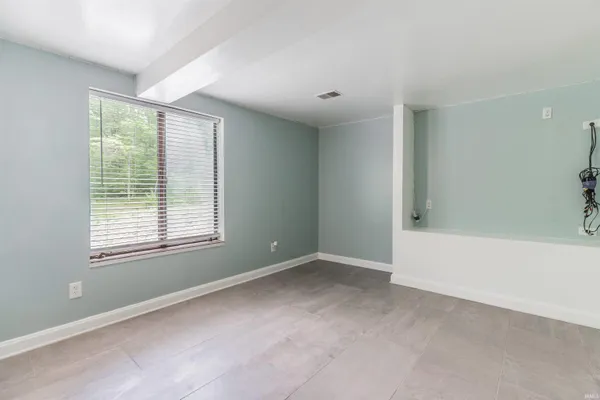 $349,900 | 6001 Felstead Road, Evansville, IN 47712