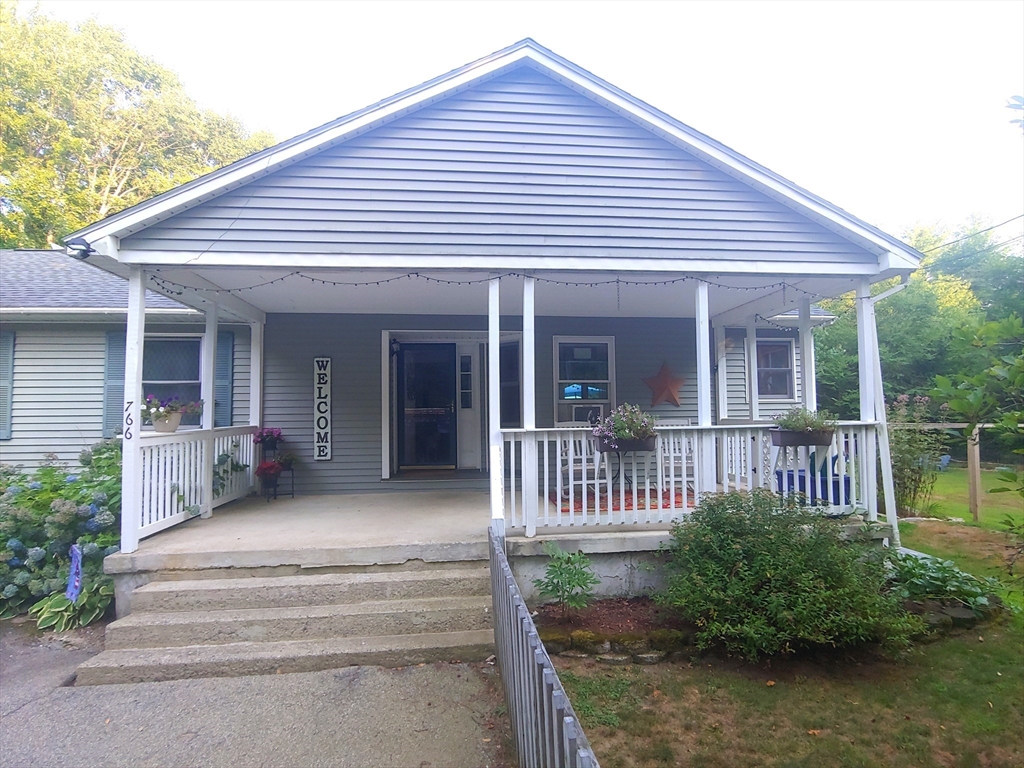 766 North Road Candia, NH 03034 - Photo 3 of 40 Gallery Image 3