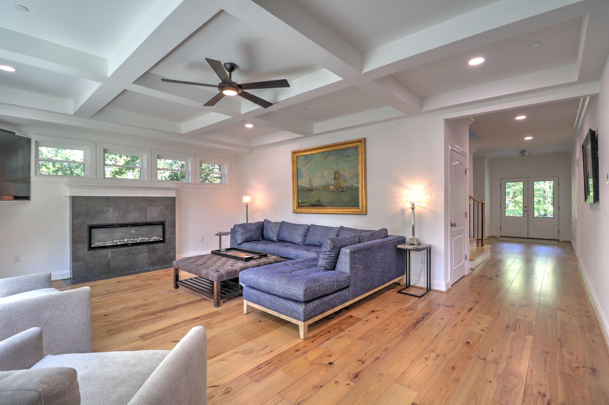 1227 Cross Road Annapolis, MD 21403 - Photo 27 of 75 Spacious living area with modern charm.