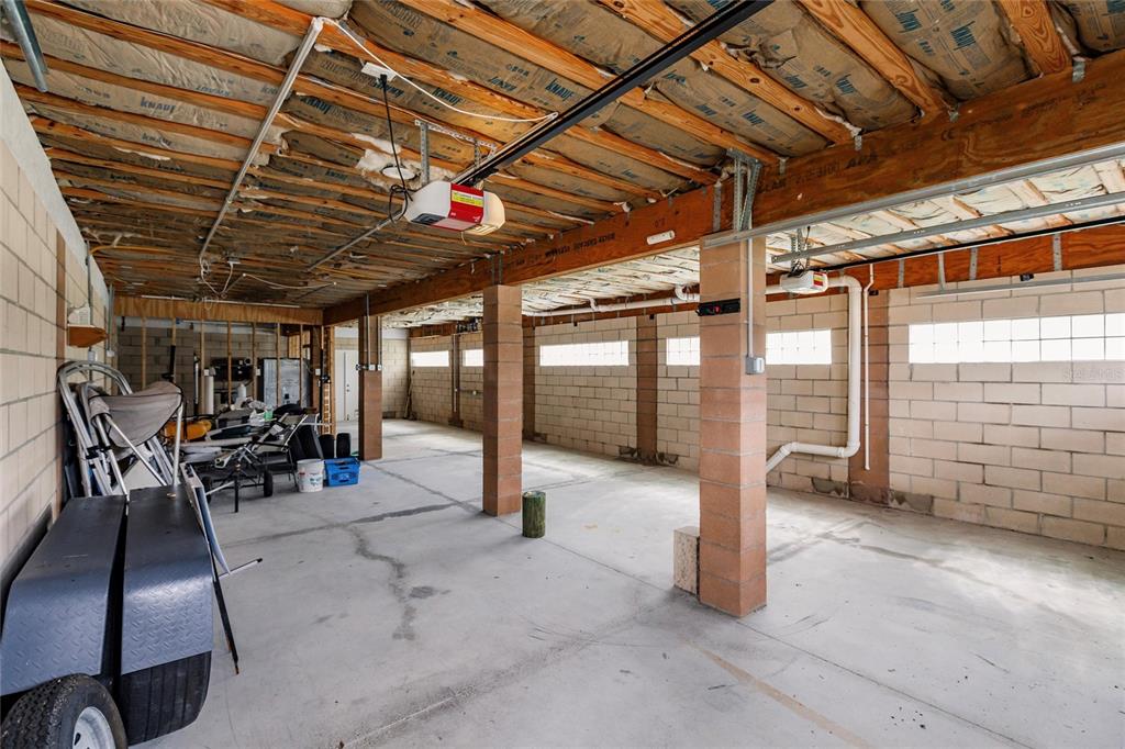 9691 Southwest Anchor Arcadia, FL 34269 - Photo 65 of 74 a view of a room with gym equipment