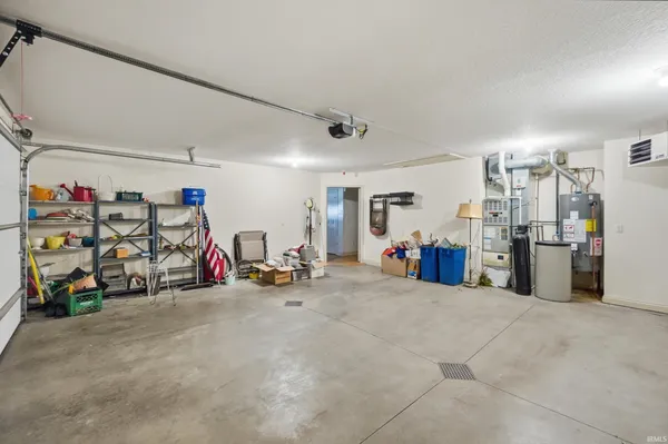 $272,900 | 11817 Butternut Cove, Leo, IN 46765