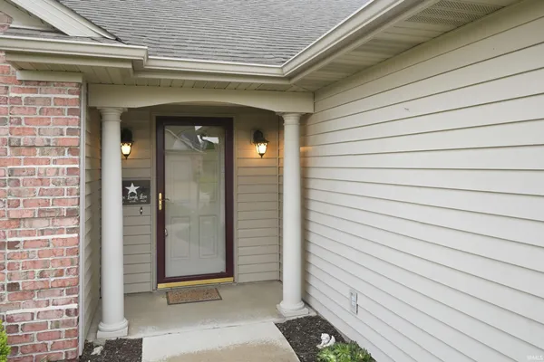 $272,900 | 11817 Butternut Cove, Leo, IN 46765