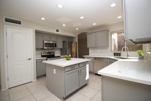 $3,000 | 3661 West Linda Lane, Chandler, AZ 85226