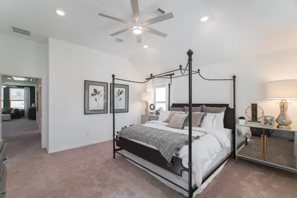 $2,800 | 438 Lake Day Drive, Conroe, TX 77304