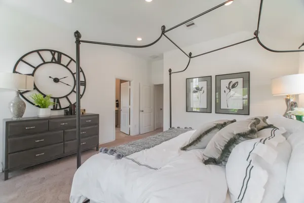 $2,800 | 438 Lake Day Drive, Conroe, TX 77304