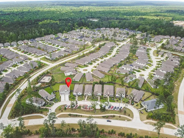 $2,800 | 438 Lake Day Drive, Conroe, TX 77304