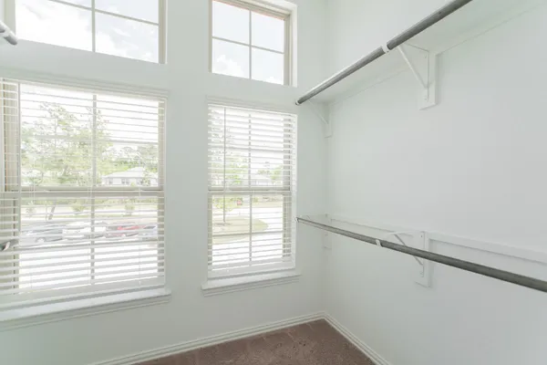 $2,800 | 438 Lake Day Drive, Conroe, TX 77304