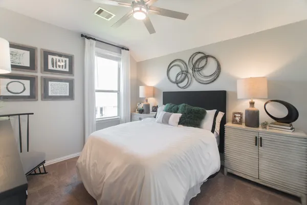 $2,800 | 438 Lake Day Drive, Conroe, TX 77304