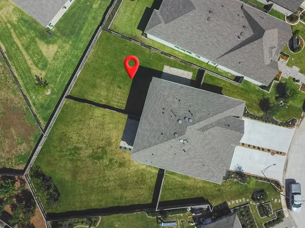 $2,800 | 438 Lake Day Drive, Conroe, TX 77304