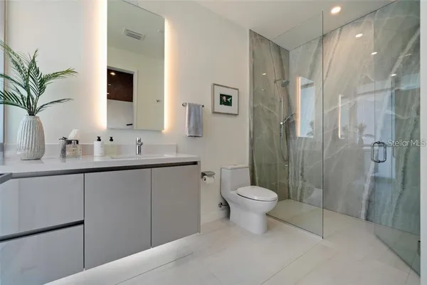 $20,000 | 111 Golden Gate Point, Unit 802PH, Sarasota, FL 34236