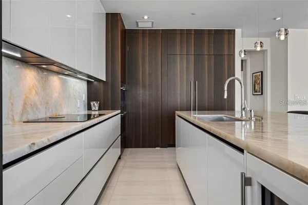 $20,000 | 111 Golden Gate Point, Unit 802PH, Sarasota, FL 34236