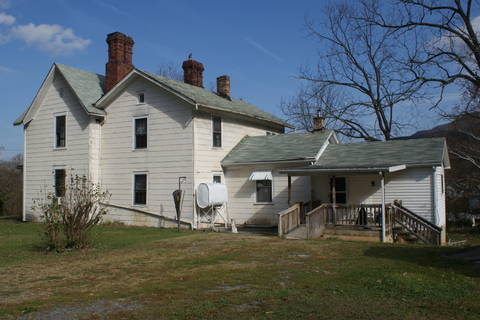 107 Garland Road Low Moor, VA 24457 - Photo 2 of 7 Backside