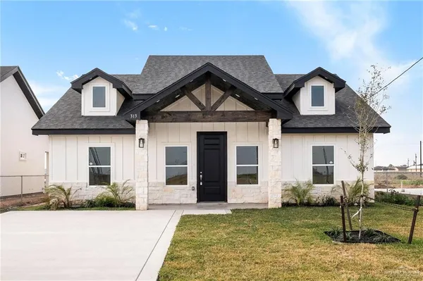 313 Barcelona Street, Donna, TX 78537