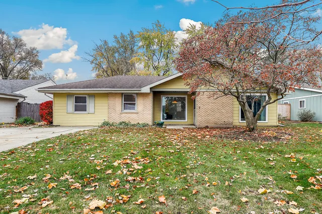 $328,000 | 1409 Sequoia Lane, Darien, IL 60561