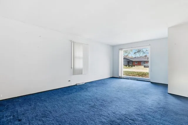 $349,900 | 1409 Sequoia Lane, Darien, IL 60561