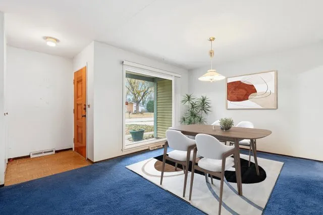 $349,900 | 1409 Sequoia Lane, Darien, IL 60561