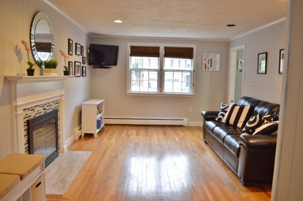 17 Emily Road Framingham, MA 01701 - Photo 8 of 23