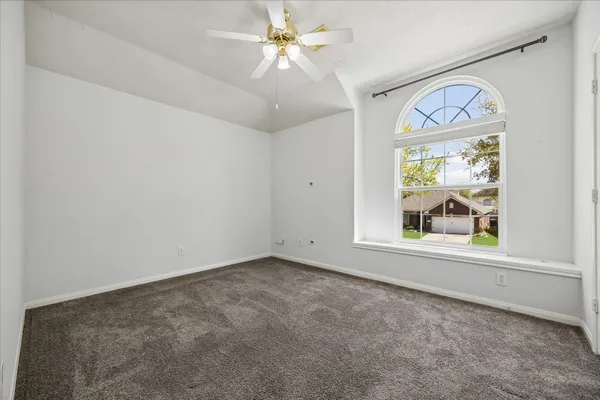 $2,250 | 11522 Whittier Bridge Lane, Sugar Land, TX 77498