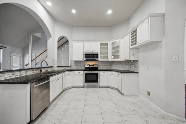 $2,250 | 11522 Whittier Bridge Lane, Sugar Land, TX 77498