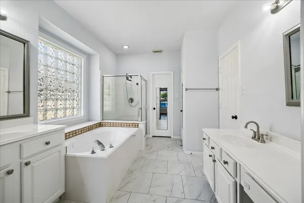 $2,250 | 11522 Whittier Bridge Lane, Sugar Land, TX 77498