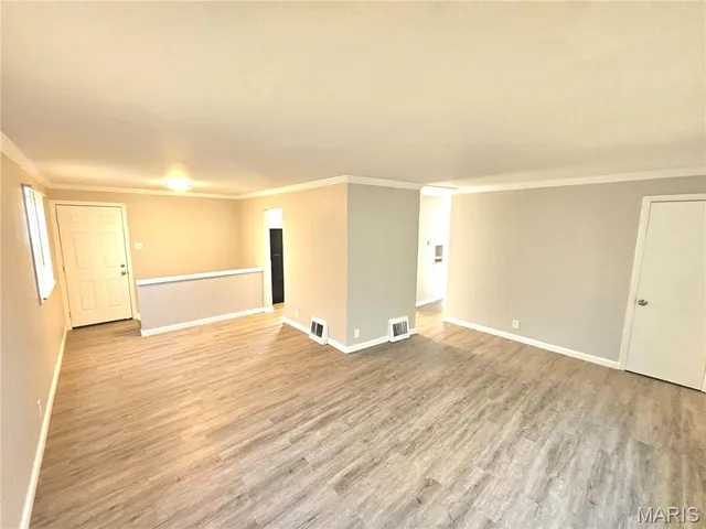 $114,500 | 700 Chambers Road, St. Louis, MO 63137