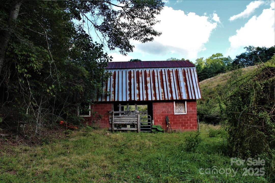 745 Broom Road Tuckasegee, NC 28783 - Photo 33 of 42