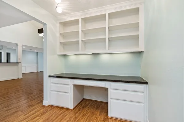 $3,550 | 5511 Greentree Drive, Sugar Land, TX 77479