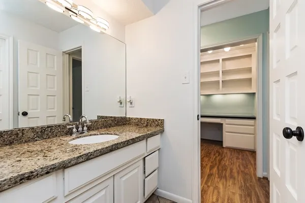 $3,550 | 5511 Greentree Drive, Sugar Land, TX 77479