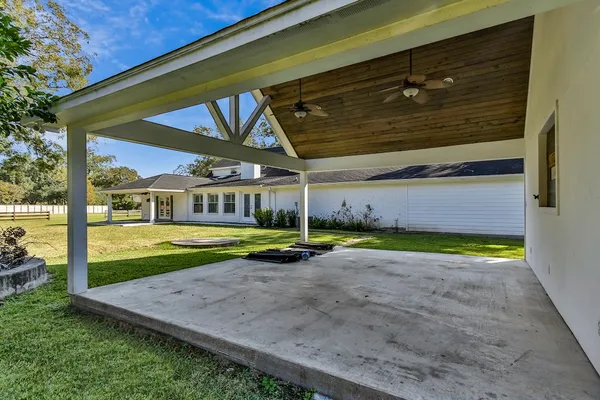 $3,550 | 5511 Greentree Drive, Sugar Land, TX 77479