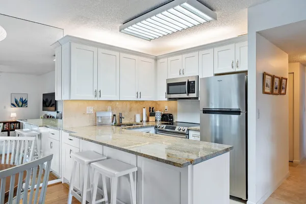 $4,000 | 353 Highway 1, Unit C7, Jupiter, FL 33477