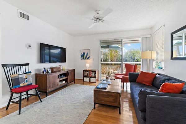 $4,000 | 353 Highway 1, Unit C7, Jupiter, FL 33477