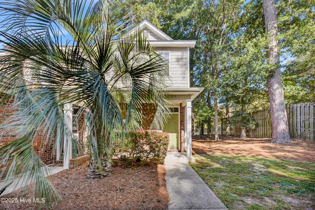 $1,500 | 915 Downey Branch Lane, Wilmington, NC 28403