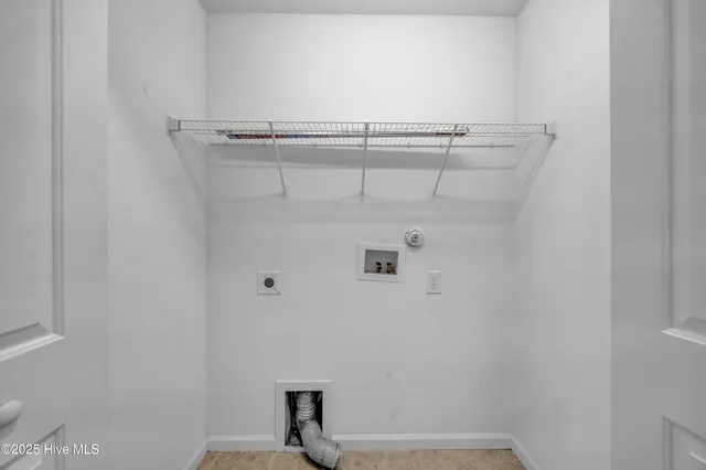 $1,500 | 915 Downey Branch Lane, Wilmington, NC 28403