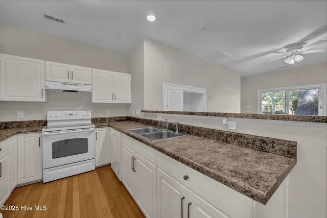 $1,500 | 915 Downey Branch Lane, Wilmington, NC 28403