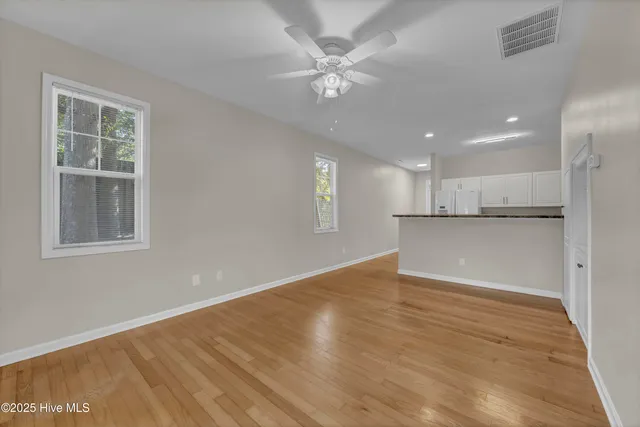 $1,500 | 915 Downey Branch Lane, Wilmington, NC 28403