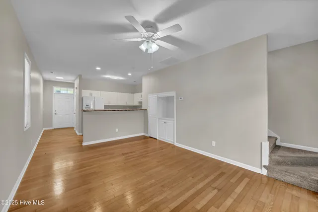 $1,500 | 915 Downey Branch Lane, Wilmington, NC 28403