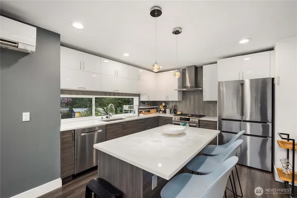 $4,700 | 4726 South Juneau Street, Seattle, WA 98118