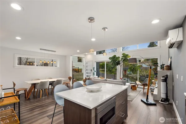 $4,700 | 4726 South Juneau Street, Seattle, WA 98118