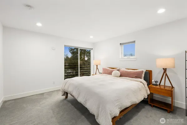 $4,700 | 4726 South Juneau Street, Seattle, WA 98118