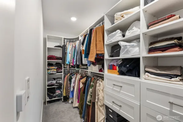 $4,700 | 4726 South Juneau Street, Seattle, WA 98118