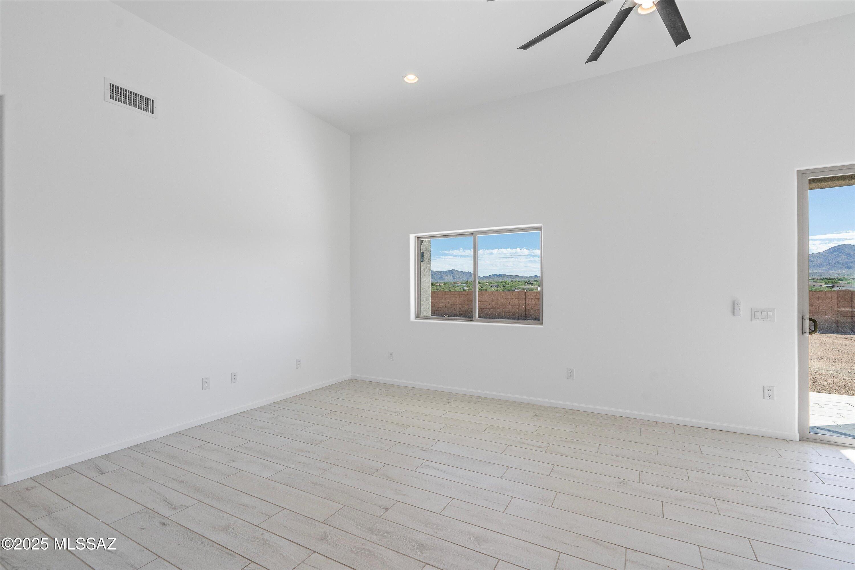 1168 North Range Rider Place Vail, AZ 85641 - Photo 13 of 41 Gallery Image 13