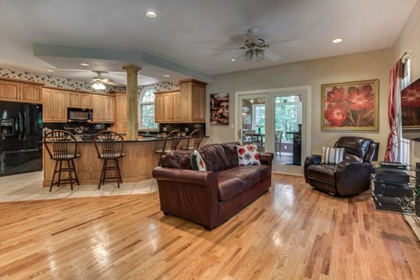 12 Ogunquit Road Wilmington, MA 01887 - Photo 4 of 27 a living room with furniture and a large window