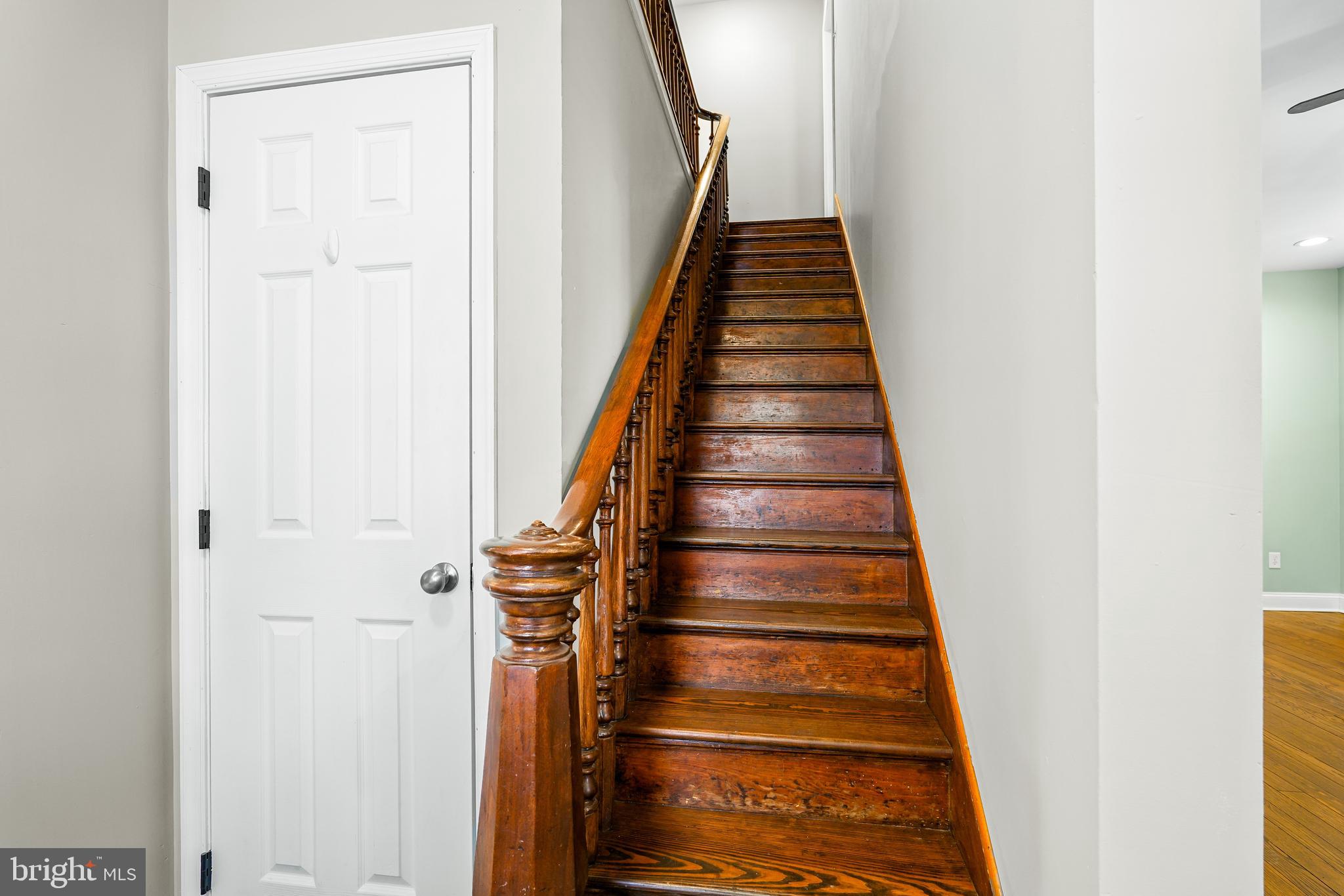 132 South Queen Street Rising Sun, MD 21911 - Photo 6 of 29 a view of entryway