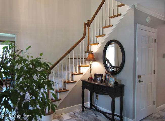 6003 Fox Hill Road Prospect, KY 40059 - Photo 3 of 39 3-Entry hall