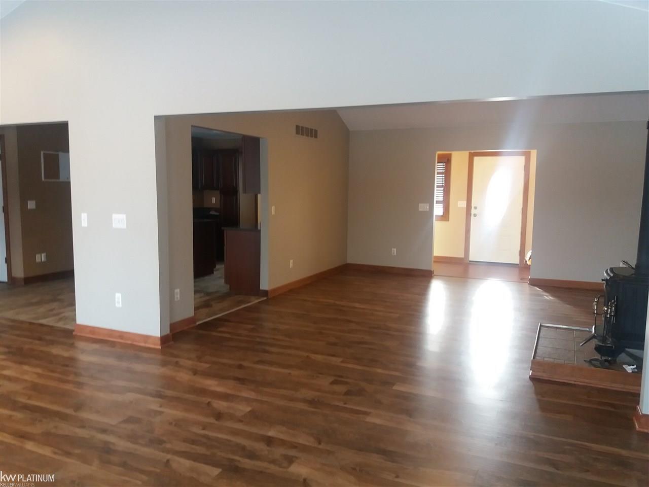 2924 Castor Road Goodells, MI 48027 - Photo 17 of 45 31366817-17.JPG
