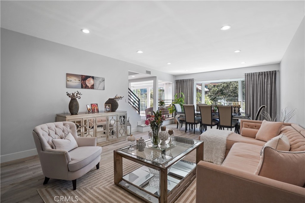 536 Cavanagh Road Glendale, CA 91207 - Photo 19 of 39 a living room with furniture and a large window