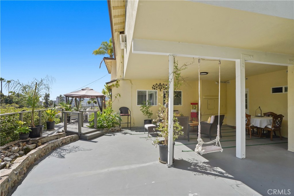 536 Cavanagh Road Glendale, CA 91207 - Photo 30 of 39 a view of a house with a patio